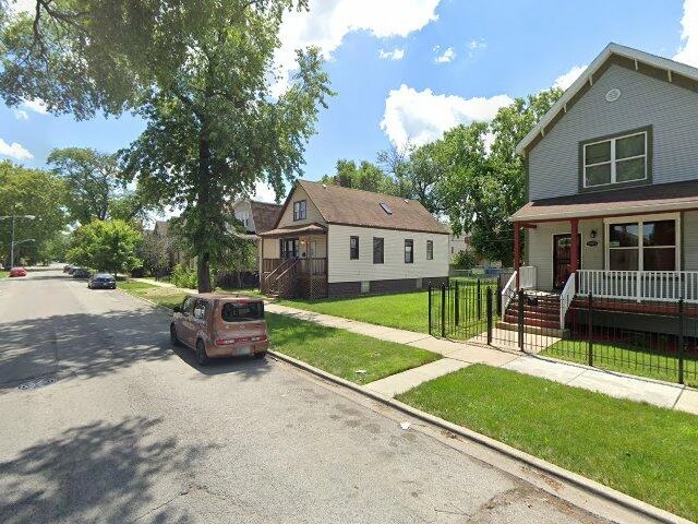 House image located at Chicago, IL 60628