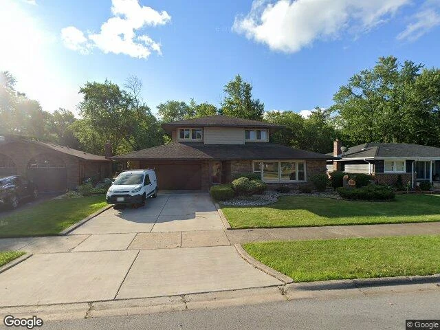 House image located at South Holland, IL 60473