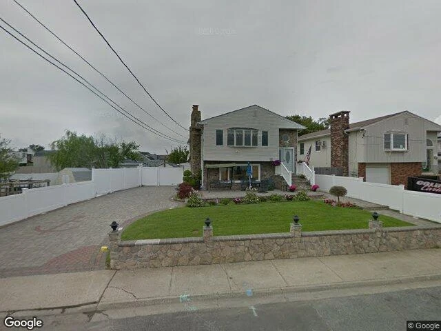 House image located at Lindenhurst, NY 11757