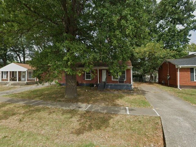 House image located at Louisville, KY 40214