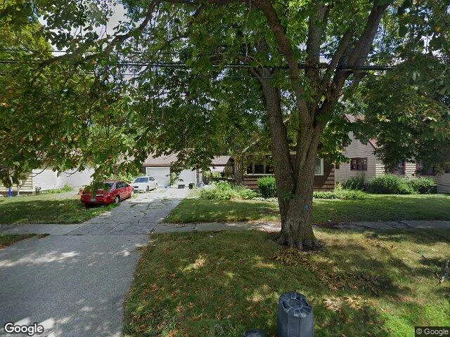 House image located at Saginaw, MI 48601