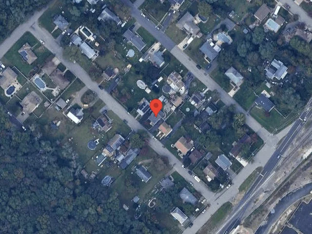 House image located at Spotswood, NJ 08884