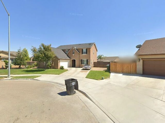 House image located at Dinuba, CA 93618