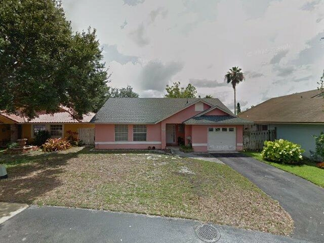 House image located at Hialeah, FL 33015