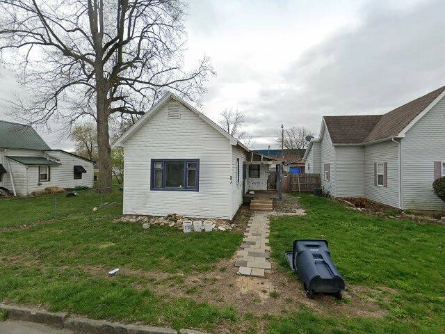 House image located at Elwood, IN 46036