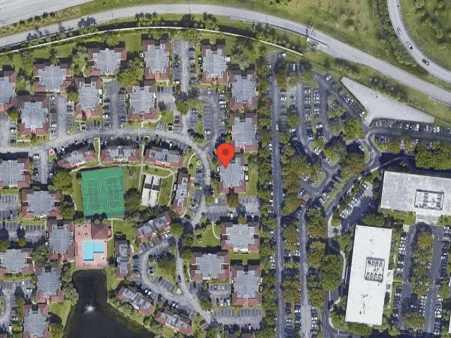 House image located at Miami, FL 33172