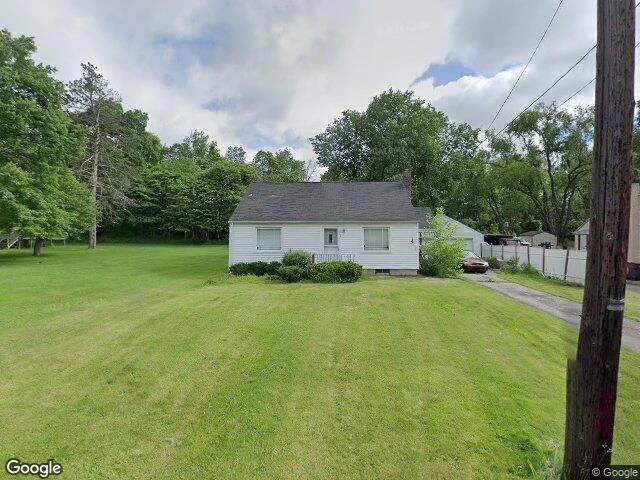 House image located at East Palestine, OH 44413