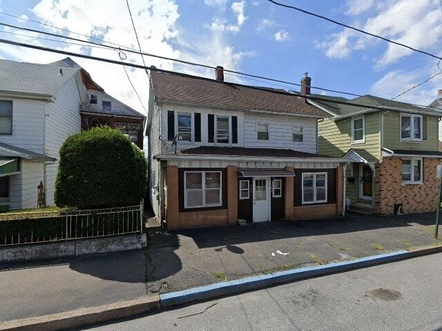 House image located at Du Quoin, IL 62832