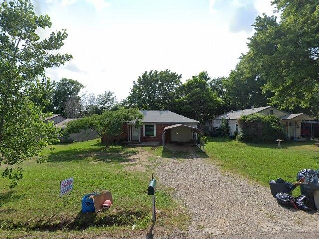 House image located at Crestview, FL 32536