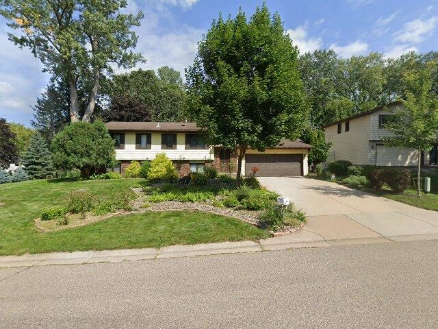 House image located at Saint Paul, MN 55119