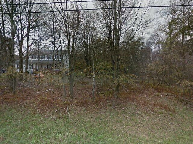 House image located at Effort, PA 18330