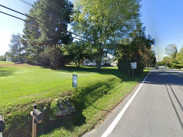 House image located at Fairfield, VA 24435