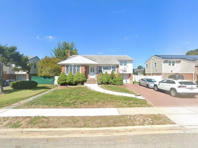 House image located at Westbury, NY 11590