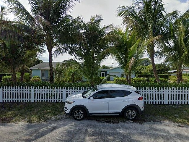 House image located at West Palm Beach, FL 33406