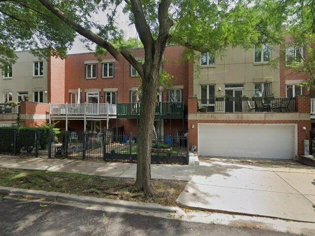 House image located at Chicago, IL 60605