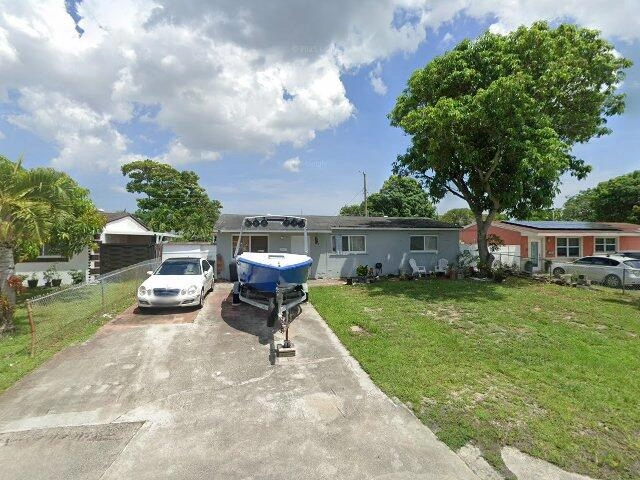 House image located at Hollywood, FL 33024
