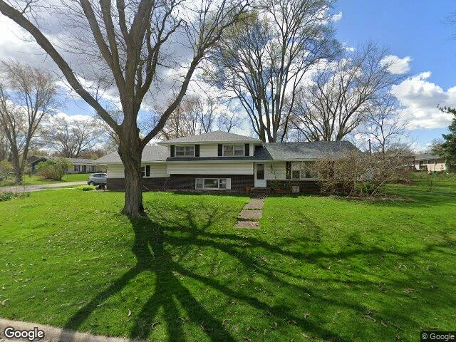 House image located at Aurora, IL 60506