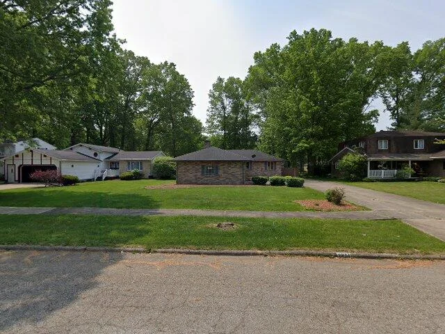 House image located at Warren, OH 44485