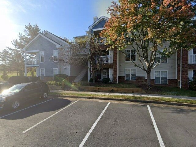 House image located at Ashburn, VA 20147