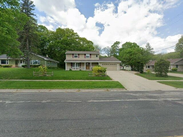 House image located at West Bend, WI 53090