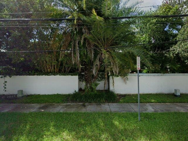 House image located at Miami, FL 33143