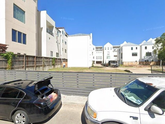 House image located at Houston, TX 77007