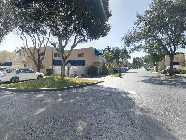 House image located at Miami, FL 33186