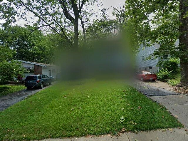House image located at Saint Louis, MO 63114