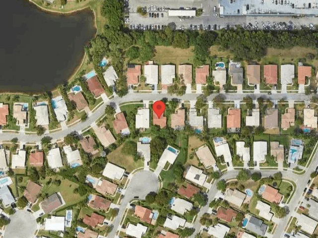 House image located at Hollywood, FL 33027