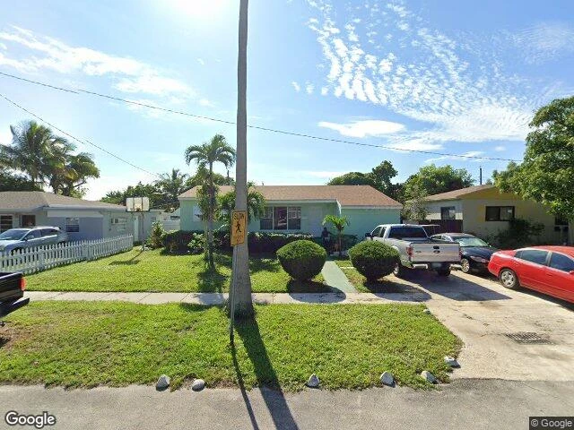House image located at Miami, FL 33162