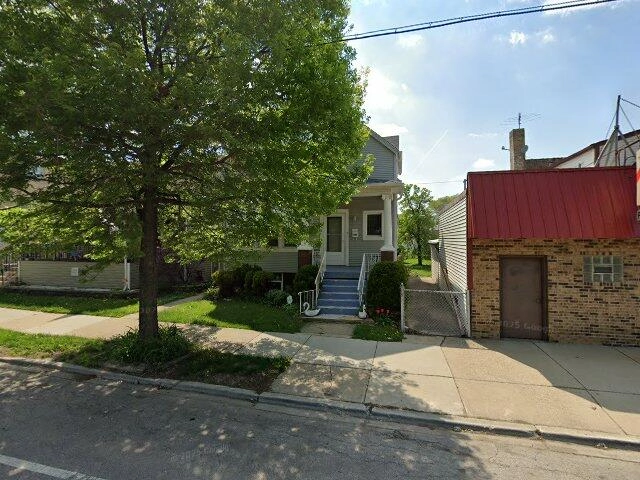 House image located at Chicago, IL 60634