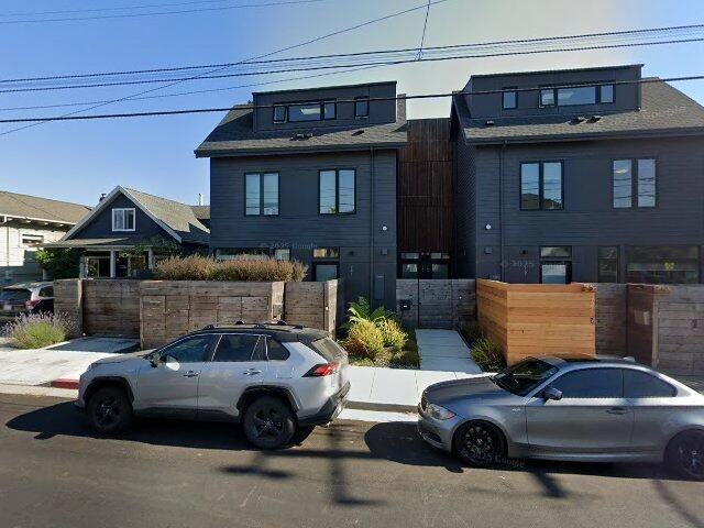 House image located at Oakland, CA 94609