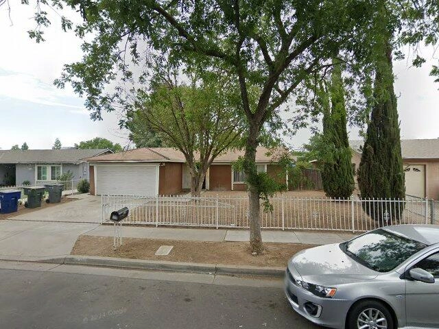 House image located at Fresno, CA 93725