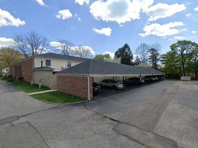 House image located at Akron, OH 44313