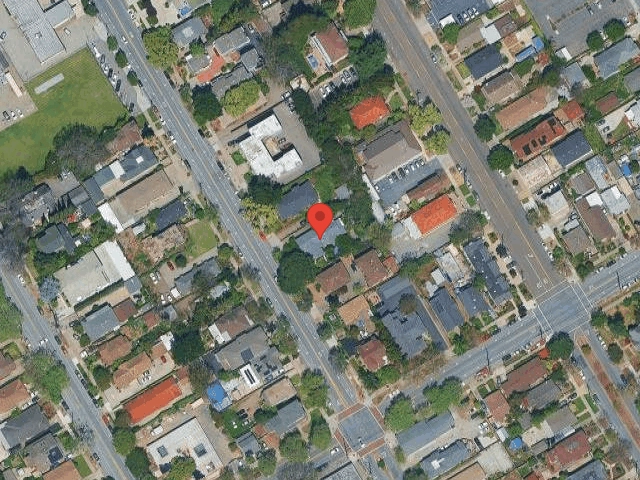 House image located at Niles, MI 49120