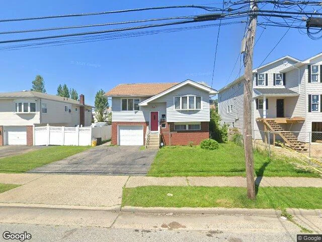 House image located at Freeport, NY 11520