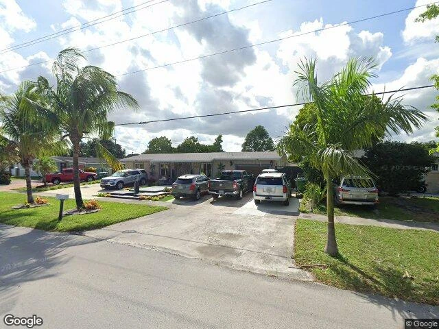House image located at Hialeah, FL 33015