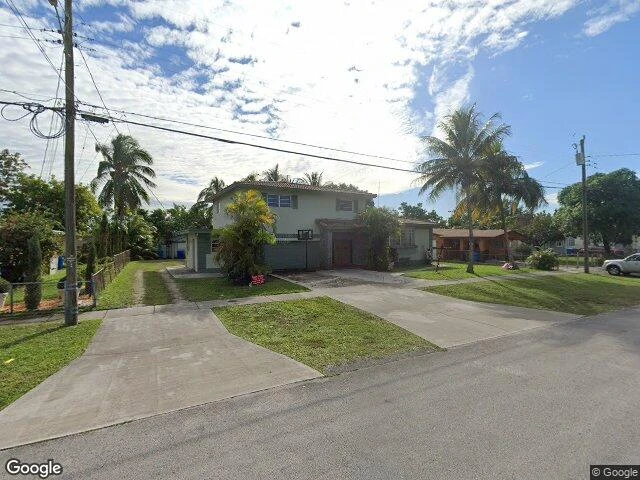 House image located at Hollywood, FL 33023