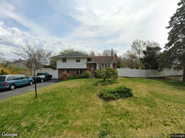 House image located at Commack, NY 11725
