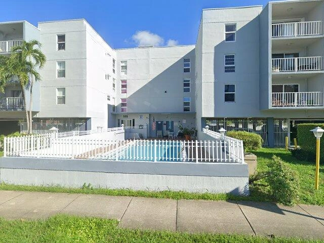 House image located at Miami, FL 33161