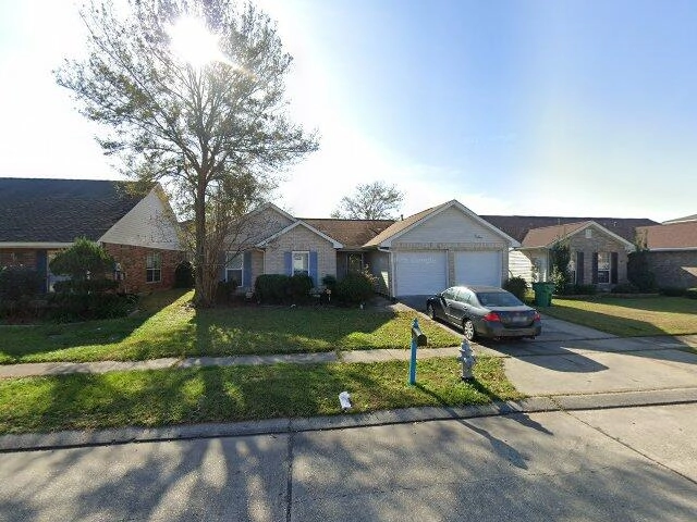 House image located at Harvey, LA 70058