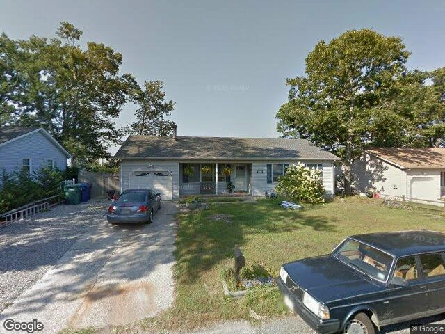 House image located at Tuckerton, NJ 08087