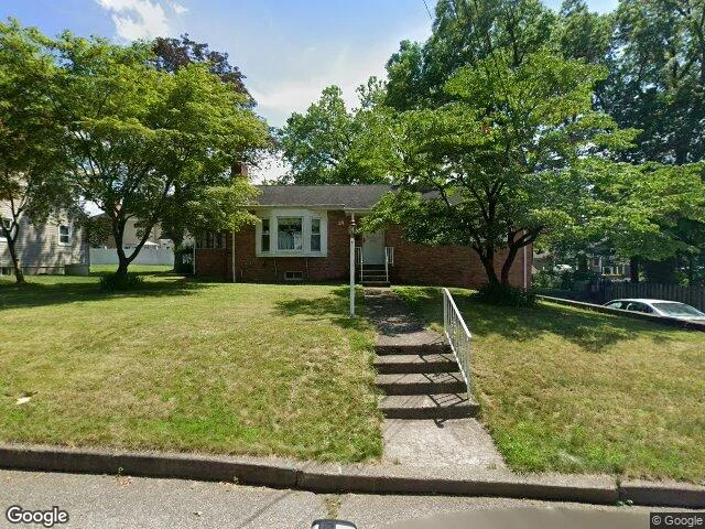 House image located at Pompton Lakes, NJ 07442