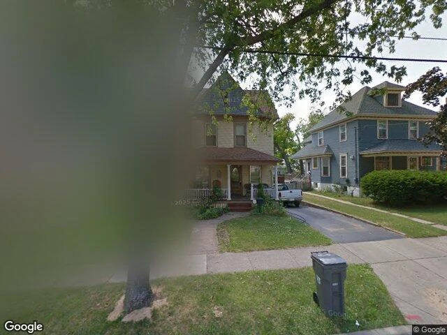 House image located at Elgin, IL 60120