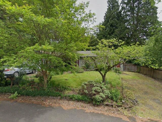 House image located at Portland, OR 97219