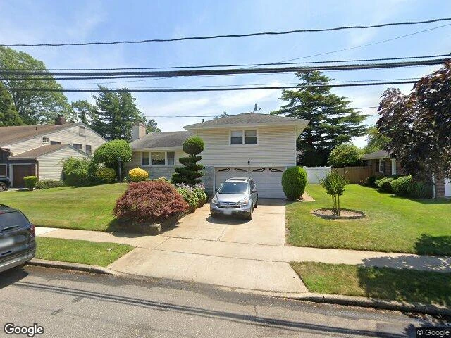 House image located at Freeport, NY 11520