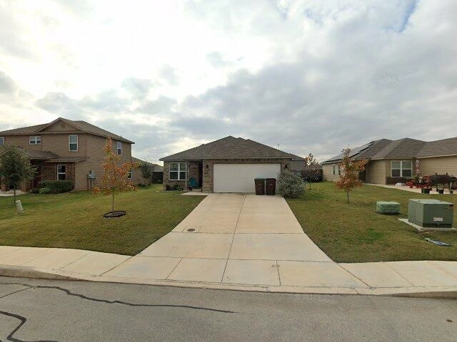 House image located at Elmendorf, TX 78112