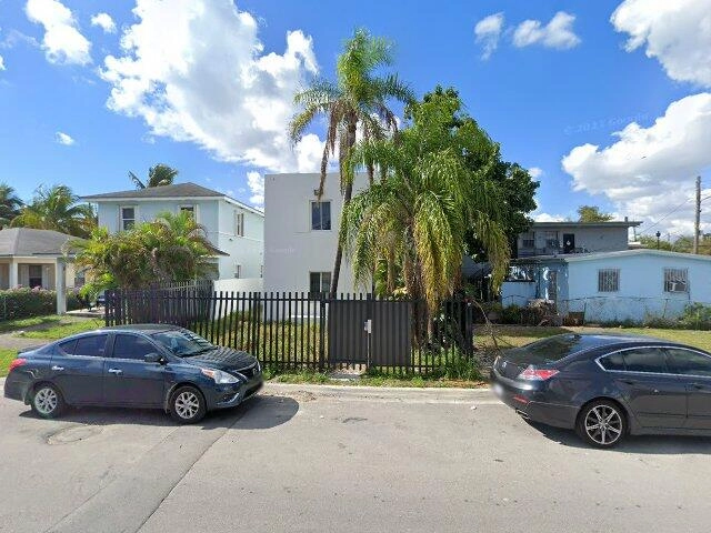 House image located at Miami, FL 33136