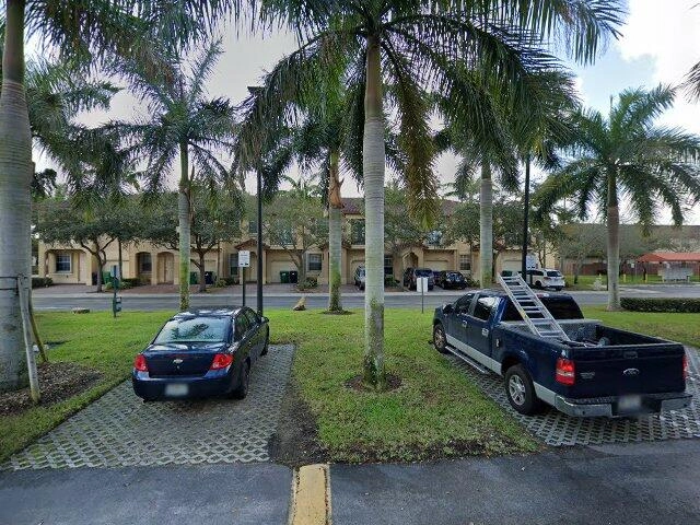 House image located at Miami, FL 33186