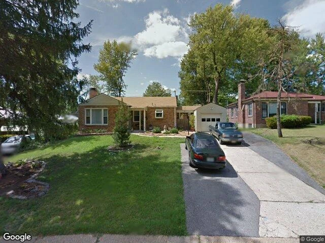 House image located at Saint Louis, MO 63121